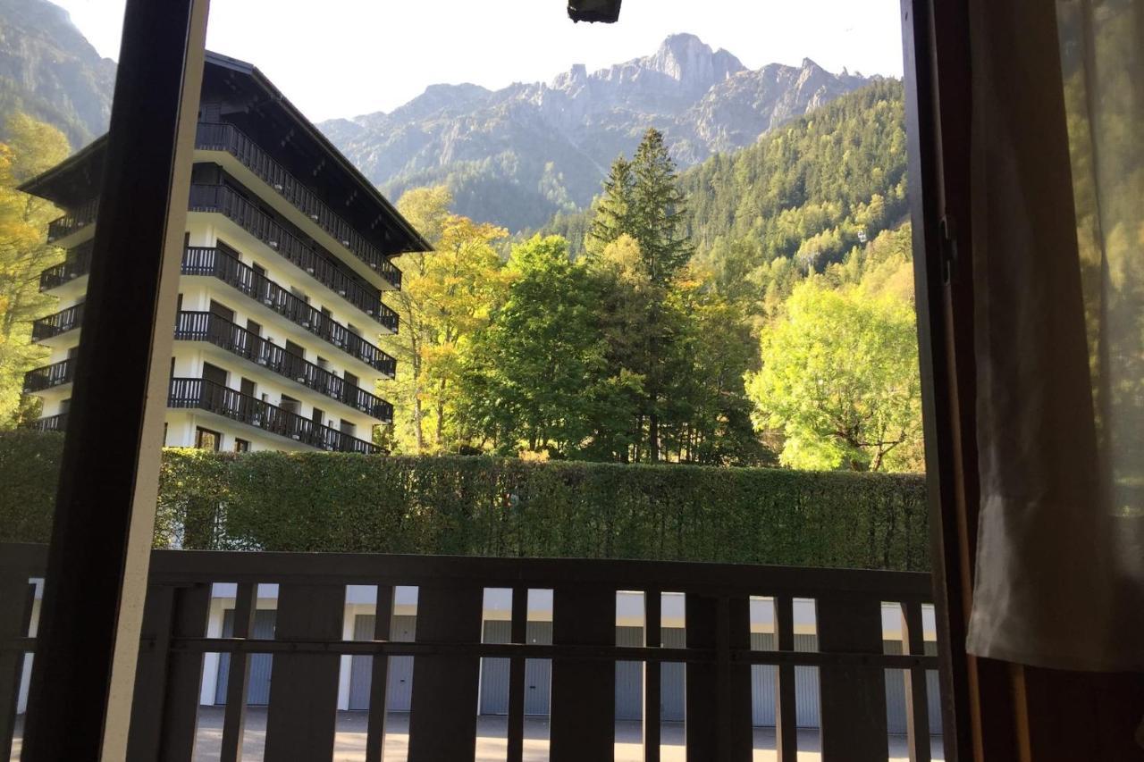 Studio With Balcony In Chamonix Apartment Bagian luar foto